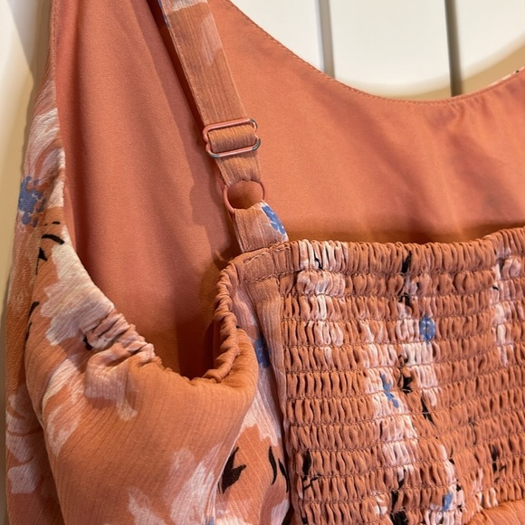 Torrid Pink Falling Daisy Floral Chiffon Baby Doll Cami Smocked Size 00 - Picture 7 of 16